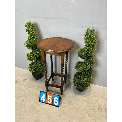 456 - Oak barley twist table (small size)