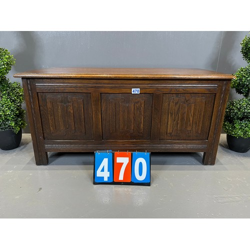 470 - Antique oak blanket box (linenfold front)