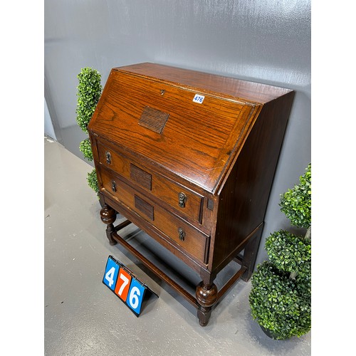 476 - Antique oak bureau