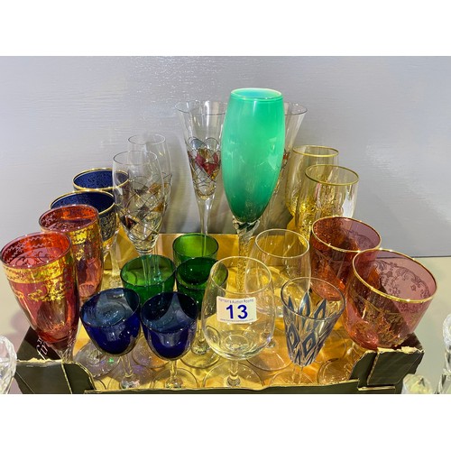 13 - 1 Box + 1 tray cut glassware etc