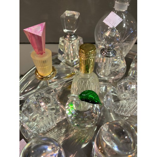 37 - Tray of glass scent bottles etc