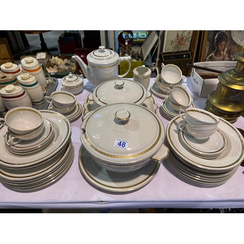 48 - Continental dinner / tea ware (German)