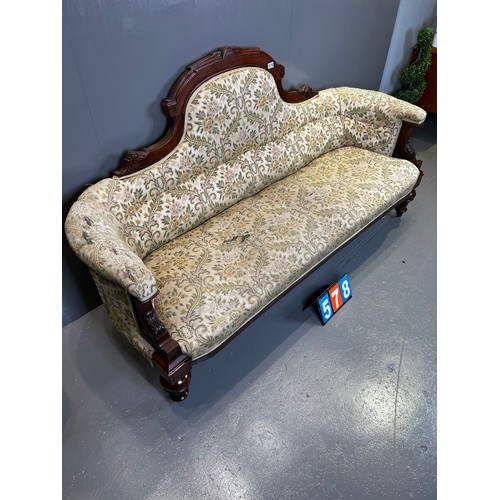 578 - Victorian double ended love sofa (superb quality) needs recovering