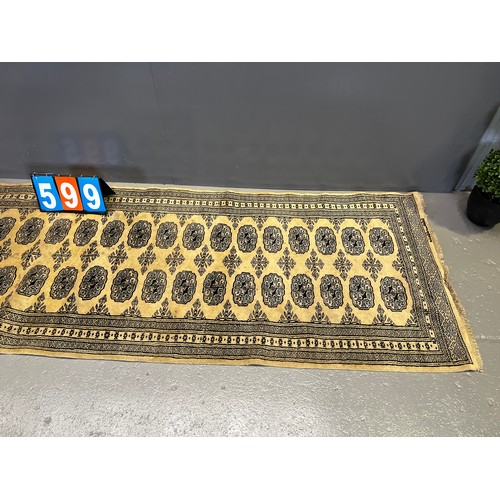 599 - Large rug runner 115