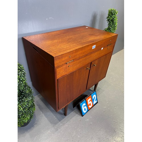 652 - Everest cocktail cabinet teak mid century