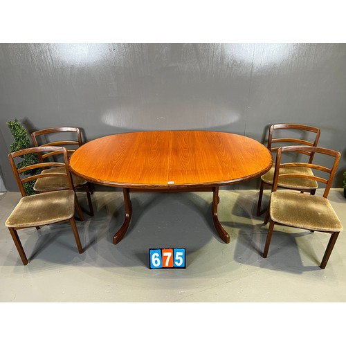 675 - G-plan oval dining table + 4 chairs