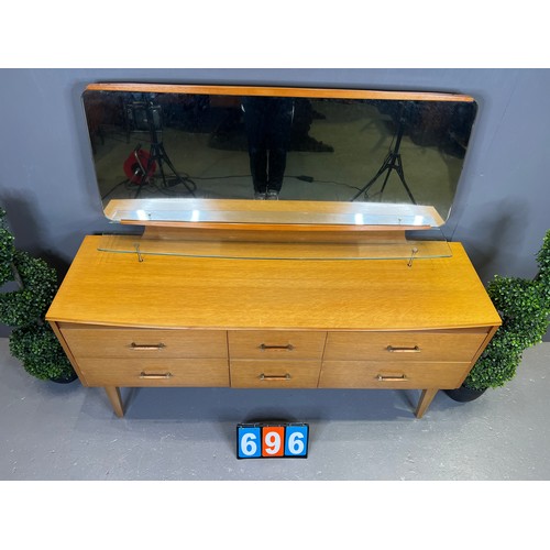 696 - Mid century dressing table