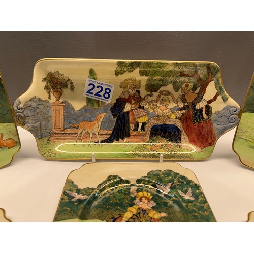 228 - Royal Doulton sandwich set