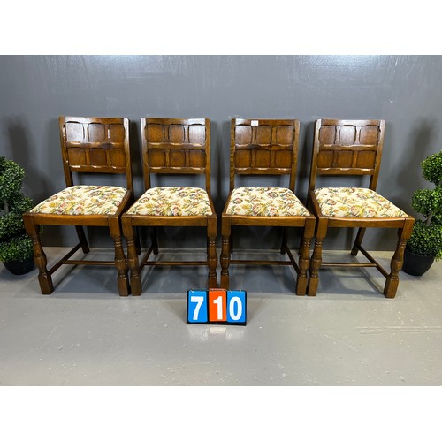 710 - Set of 4 oak chairs