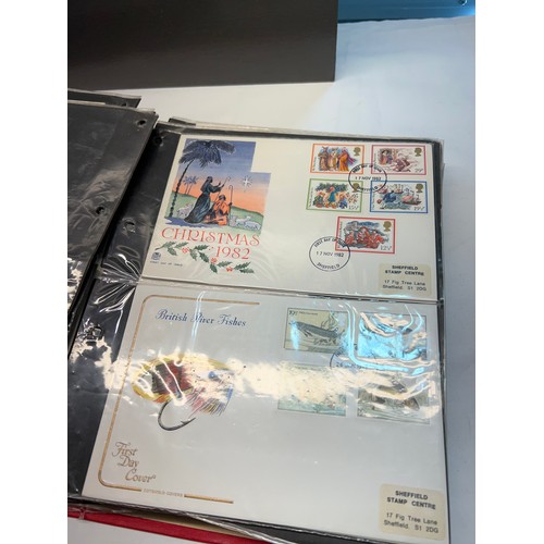 360n - 2 Albums 1st day covers