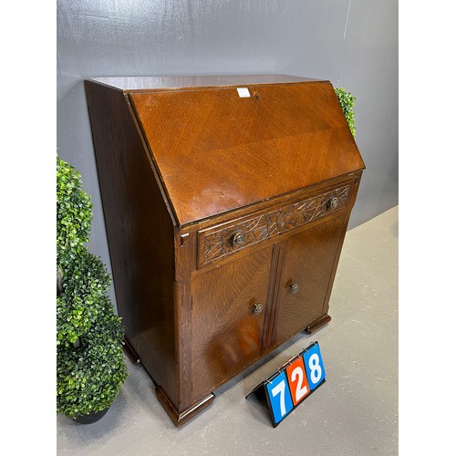 728 - Oak bureau