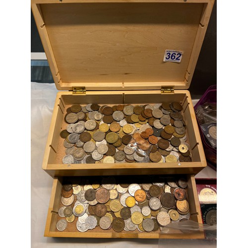 362 - Large quantity coins