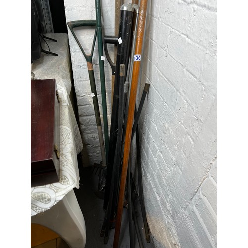 436 - Garden tools etc