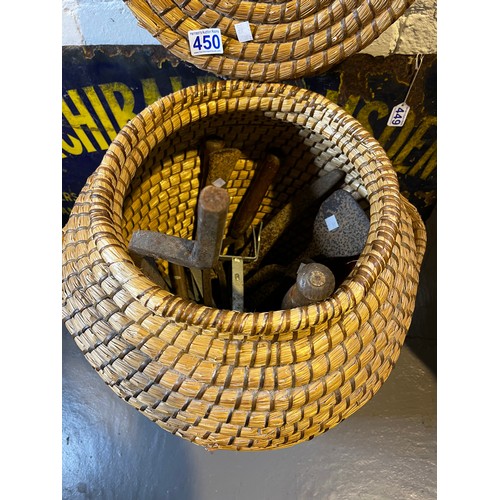 450 - Ali baba basket + garden tools