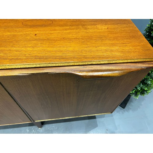 758 - McIntosh retro teak sideboard (Moulding on handle A/F)