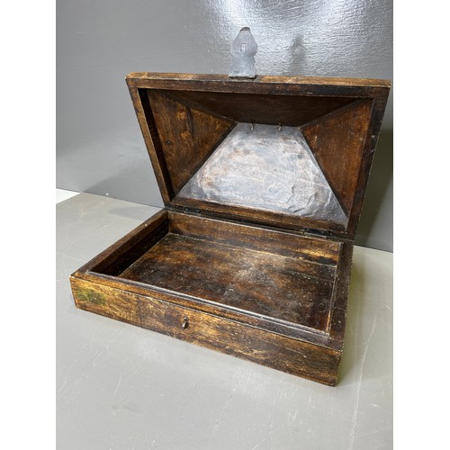 9 - Unusual rustic box/casket