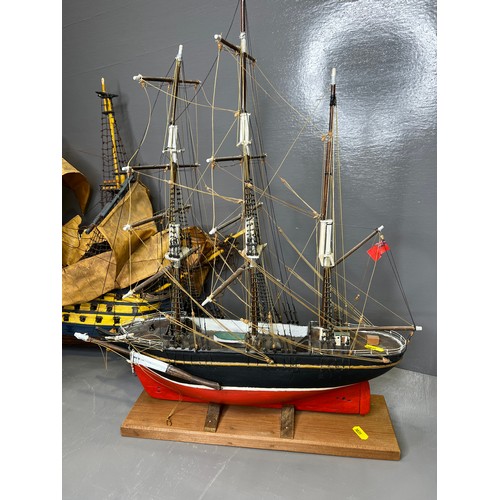 41 - 2 Vintage galleon ships