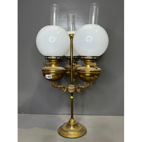 146 - Quality Early 20th Century 3 Stem oil lamp