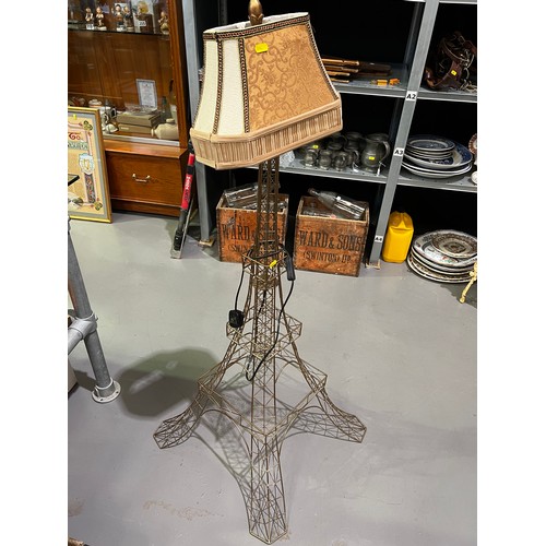 215 - Large Eifel tower lamp