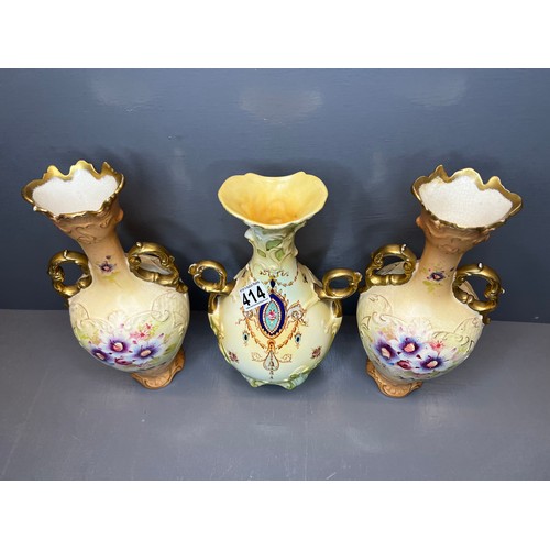 414 - 3,Crown Devon fieldings pattern Vases