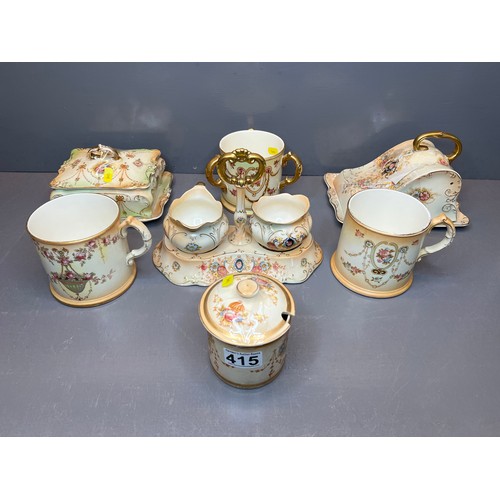 415 - 7 Pieces of Crown Devon Victorian fieldings pattern Pottery. Proceeds to go to Ukrainian Appeal