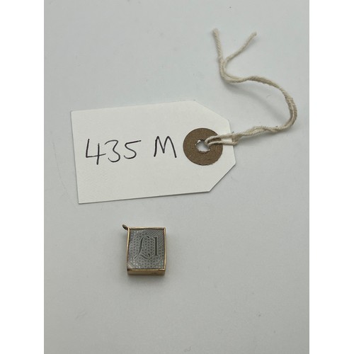 435m - 9ct Gold encased £1 note 2.2g total weight