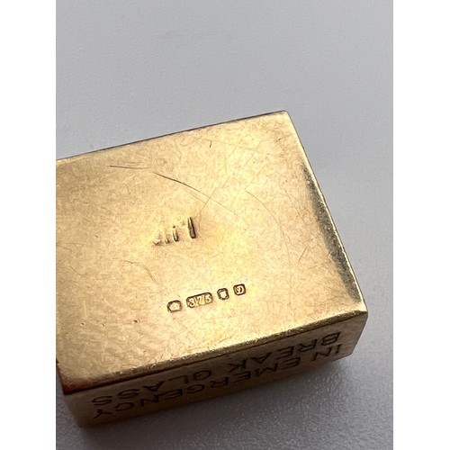 435m - 9ct Gold encased £1 note 2.2g total weight