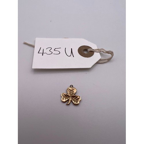 435u - 9ct Gold 3 leaf clover 0.7g