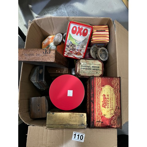 110 - Box vintage tins