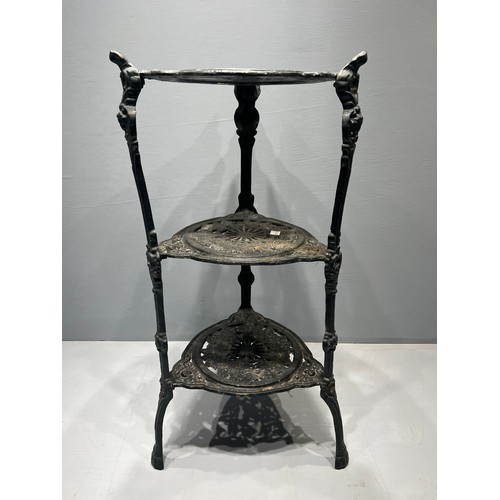 135 - Cast iron heavy stand