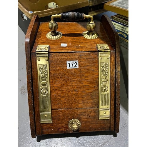 172 - Late Victorian coal scuttle