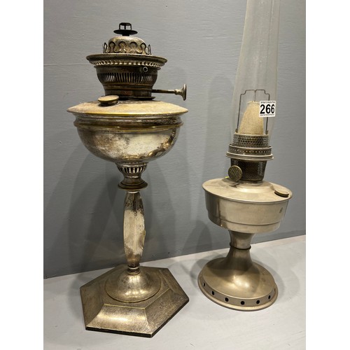 266 - 2 Vintage oil lamps