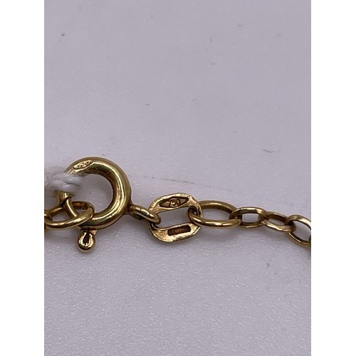 466 - 18ct Gold chain 5.6g