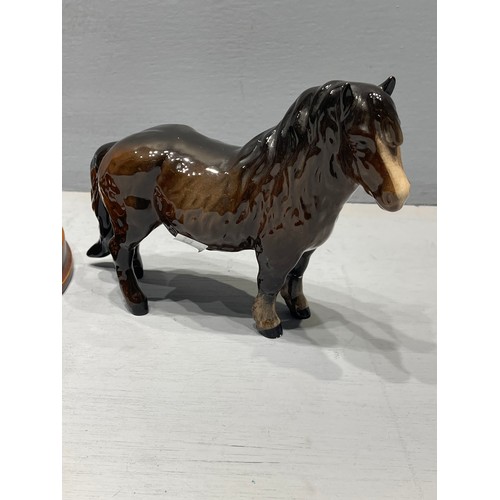 474 - Royal Doulton rearing horse + royal Doulton Shetland pony