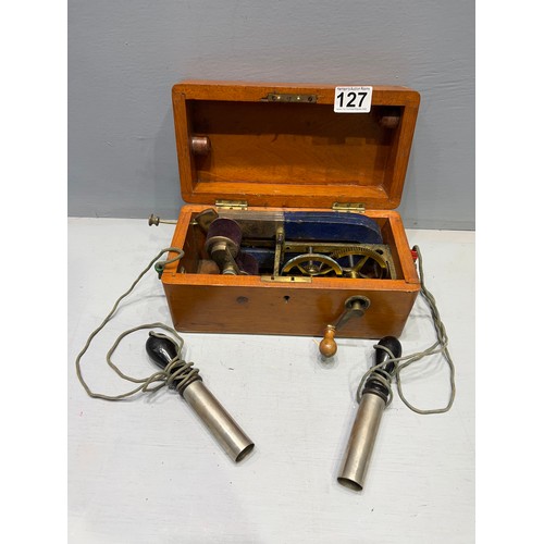 127 - Early 20th century electric shock machine in quality mahogany case