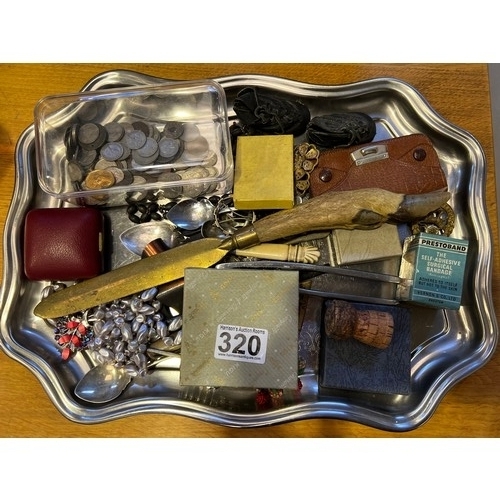 320 - Tray of collectables inc hoof opener