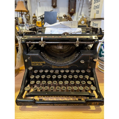 353 - Early 20th century typewriter