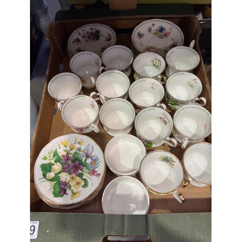 419 - 2 Box's of pottery