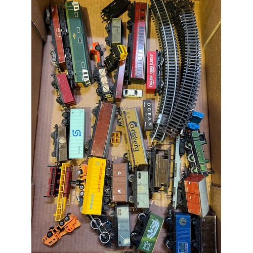 439 - Collection of Trains & Track inc Hornby