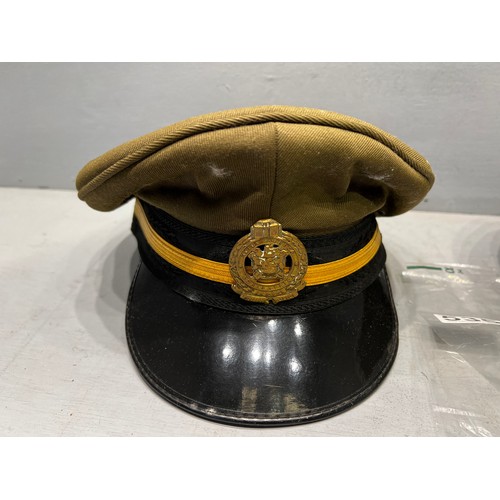 535 - 2 Military hats