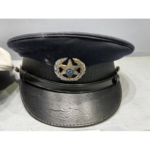 536 - 2 Military hats