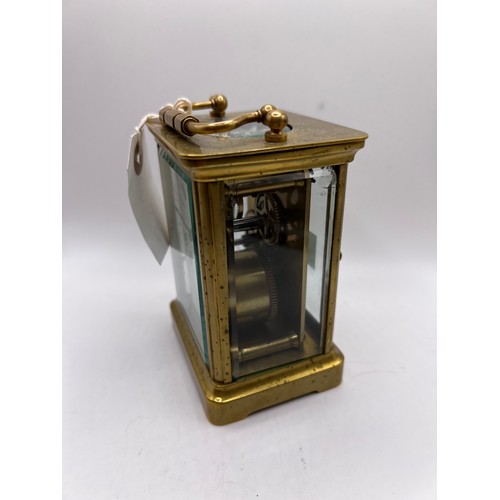 600 r - brass carriage clock ticking away