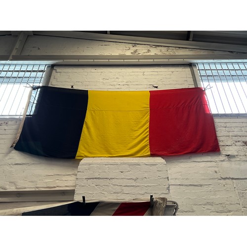 300k - Vintage Belgium flag