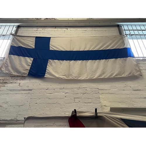 300L - Vintage Finland flag