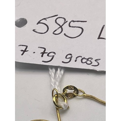 585 L - 9ct gold chain & Pendent with white stone 7.7g gross