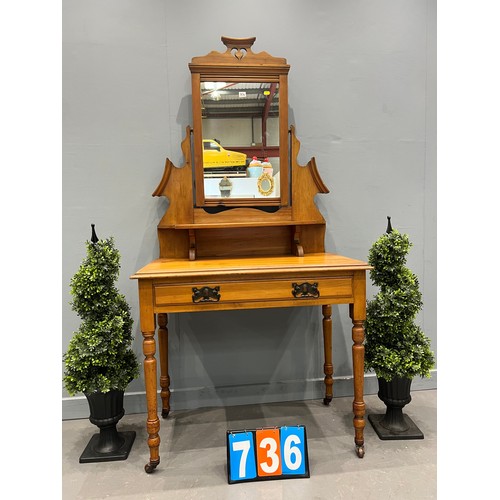 736 - Victorian satinwood dressing table