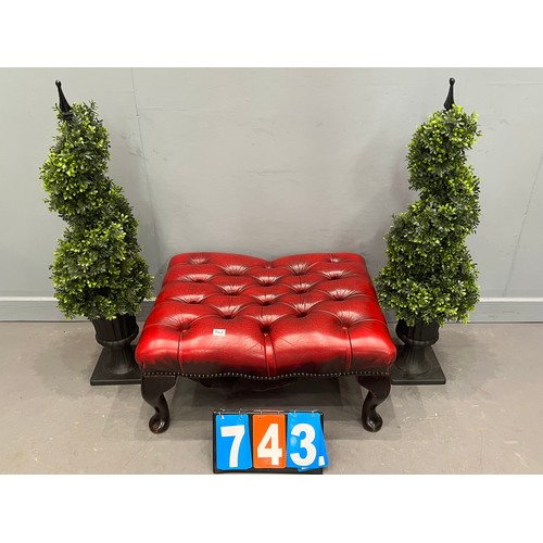 743 - Leather chesterfield ox blood foot stool