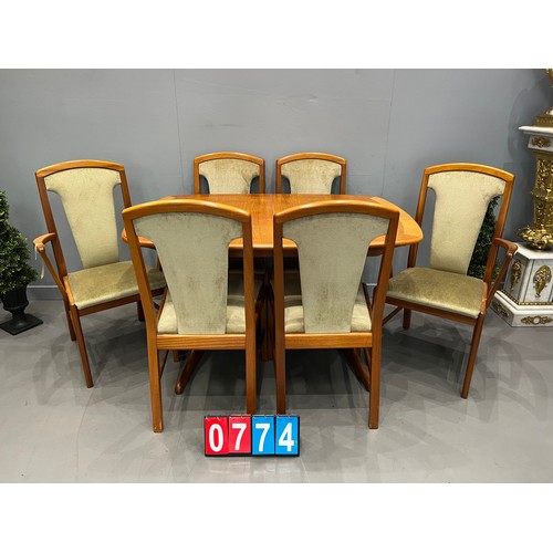 774 - McIntosh table & 6 chairs