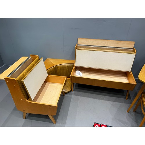 849 - Mid century corner kitchen set complete with table & 2 chairs