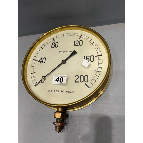 40 - Brass pressure gauge